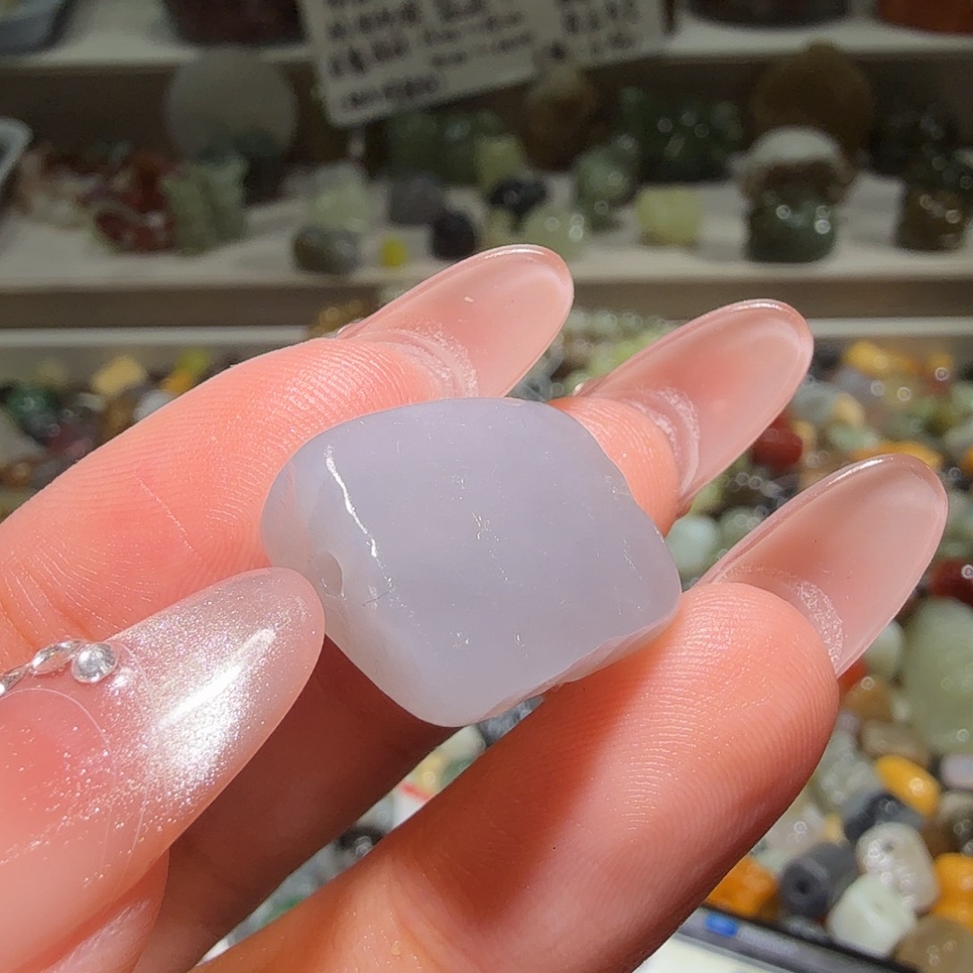 和田玉未镶嵌珠宝奇石包容