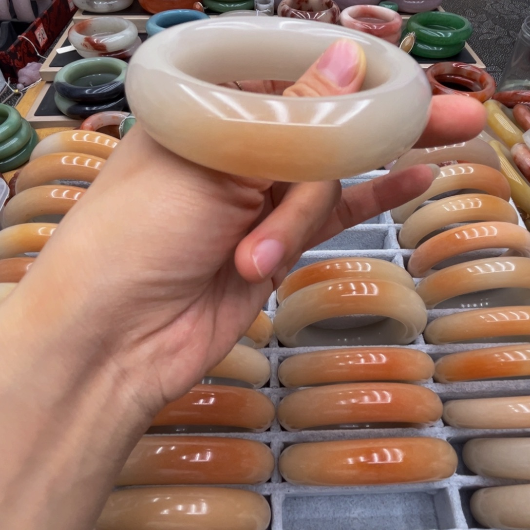 石英质玉未镶嵌圈口56