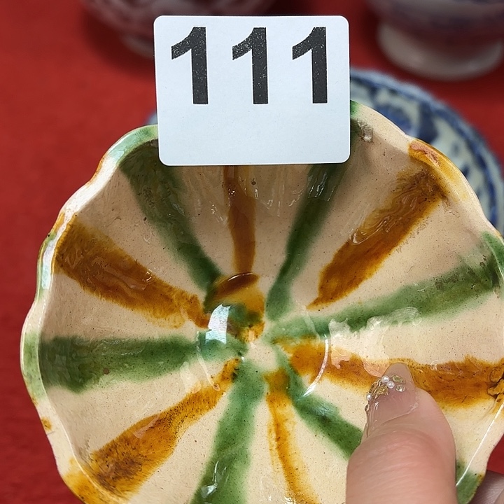 瓷片
