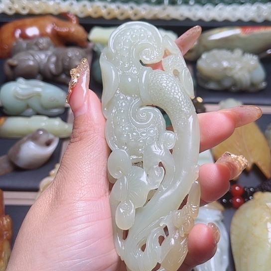 【闪购商品】和田玉吊坠(不含链)未镶嵌予*