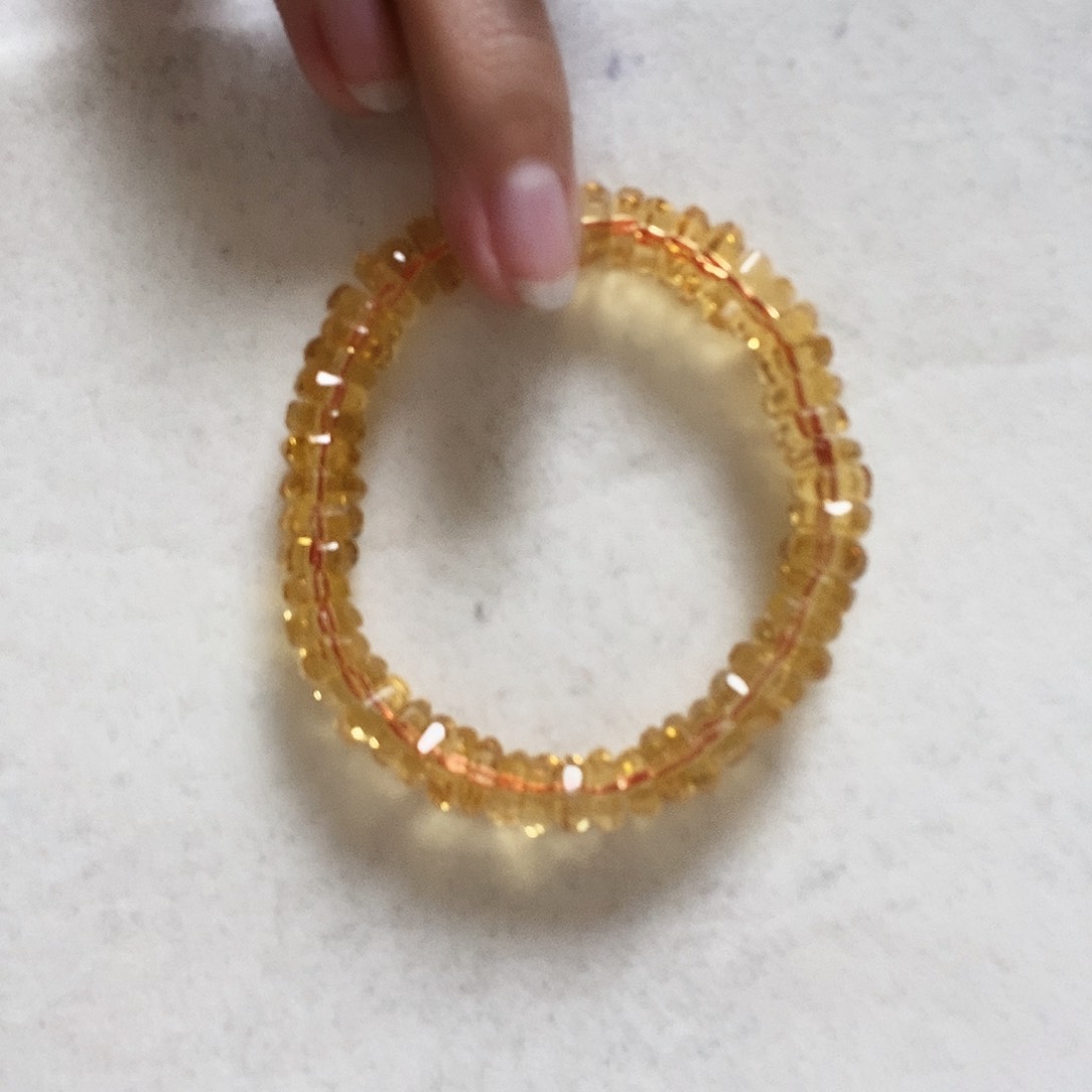 水晶手串未镶嵌简单