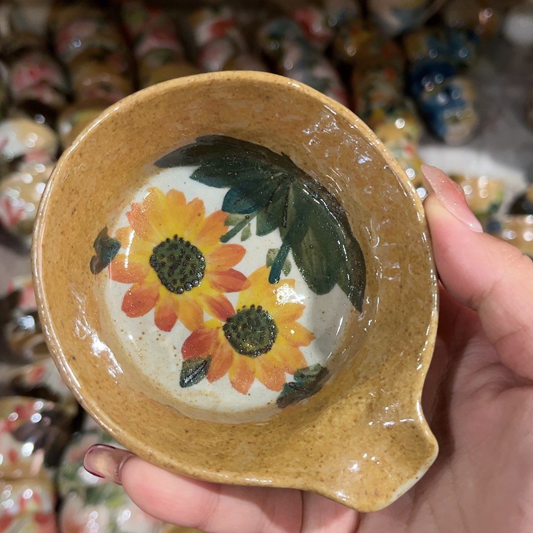 瓷片红红火火过大年