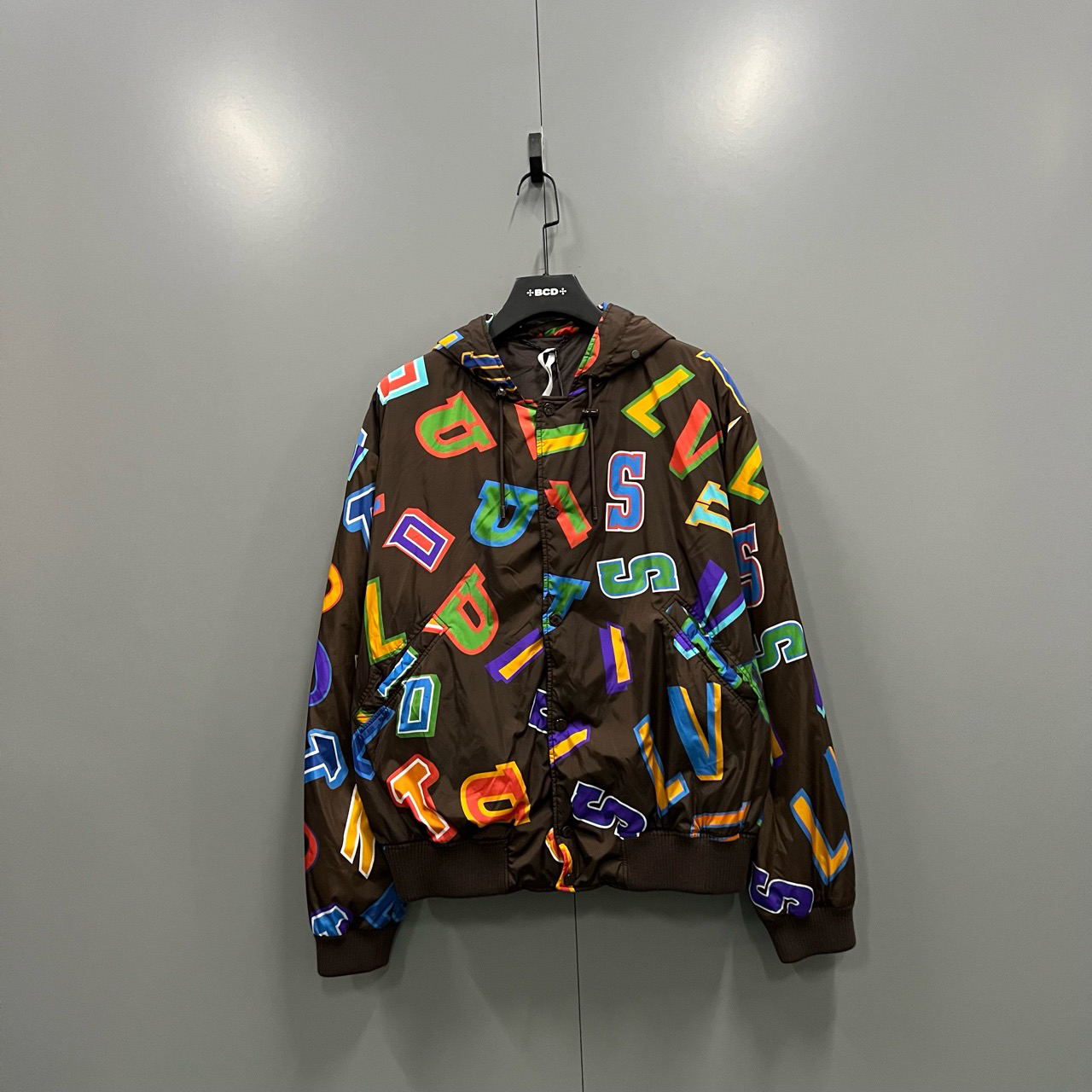 （jp）120 Louis Vuitton lv × NBA 联名款 满印连帽夹克 52码/95新