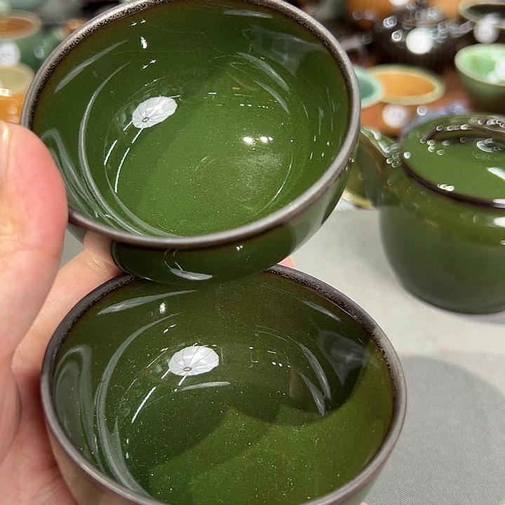 龙泉敬悦青瓷品茗杯微瑕