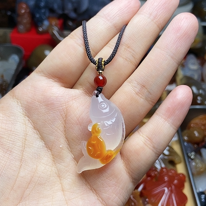 未镶嵌颈饰玛瑙/玉髓