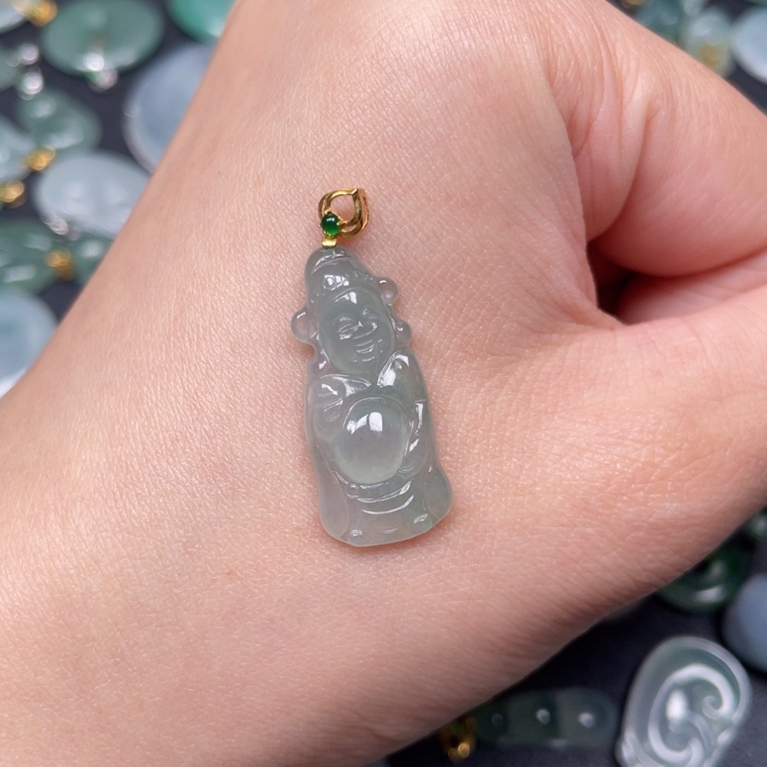 翡翠颈饰18K金镶嵌翡翠