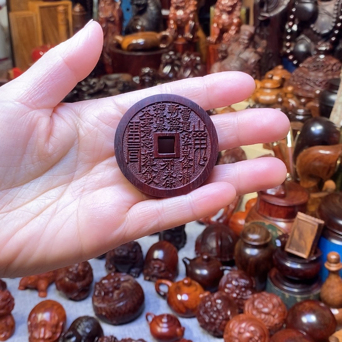 檀香紫檀（小叶紫檀）山鬼花脸