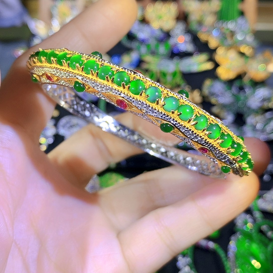 颈饰银S925镶嵌翡翠