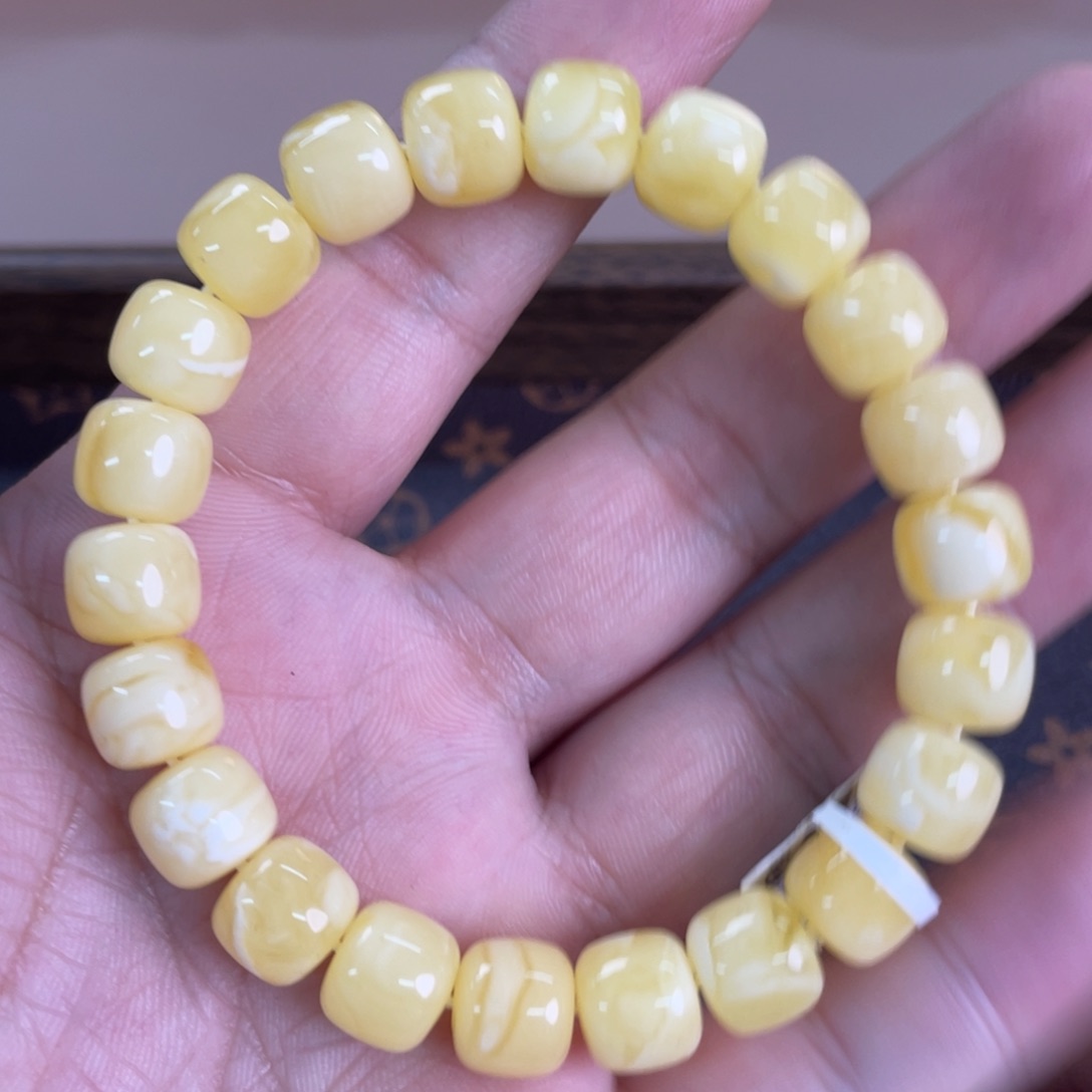 琥珀裸石未镶嵌523000000000