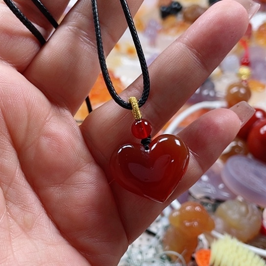 玛瑙/玉髓吊坠(赠链)未镶嵌学**不