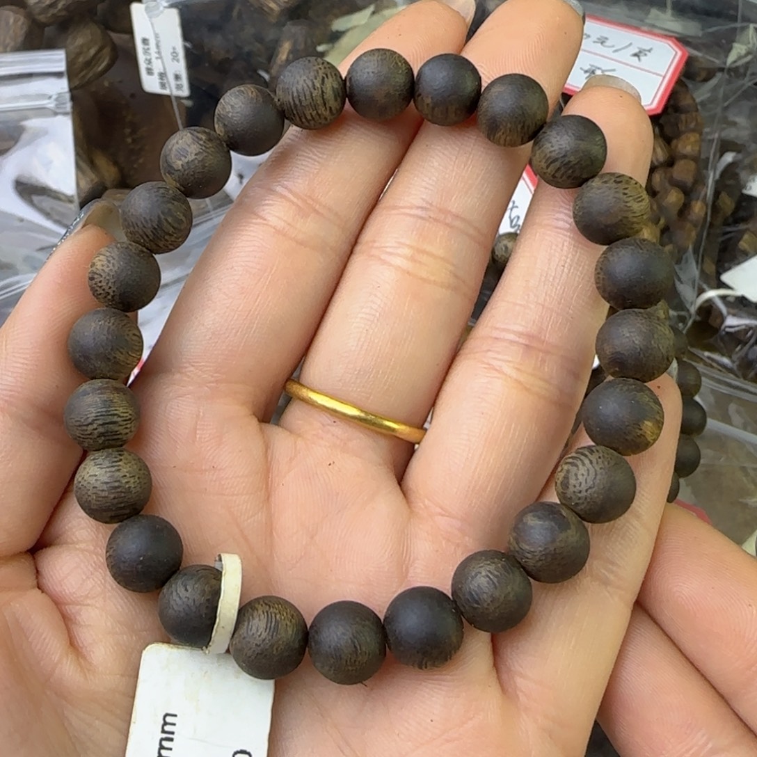 王***害沉香沉香碎屑0.8mm  8克 沉水 圆珠单圈 金沙叶