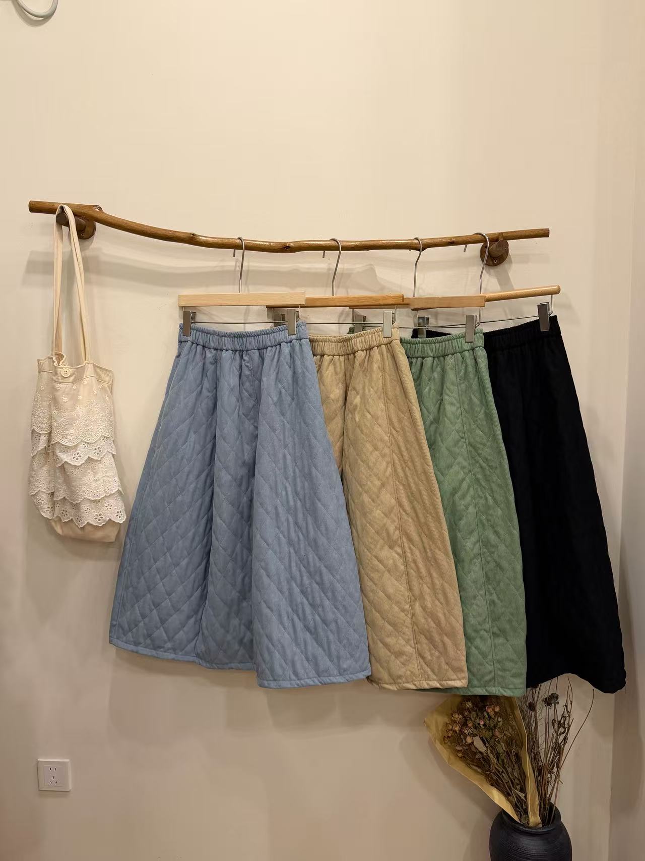 米多多  K.K#2512#时尚气质休闲半裙 kc