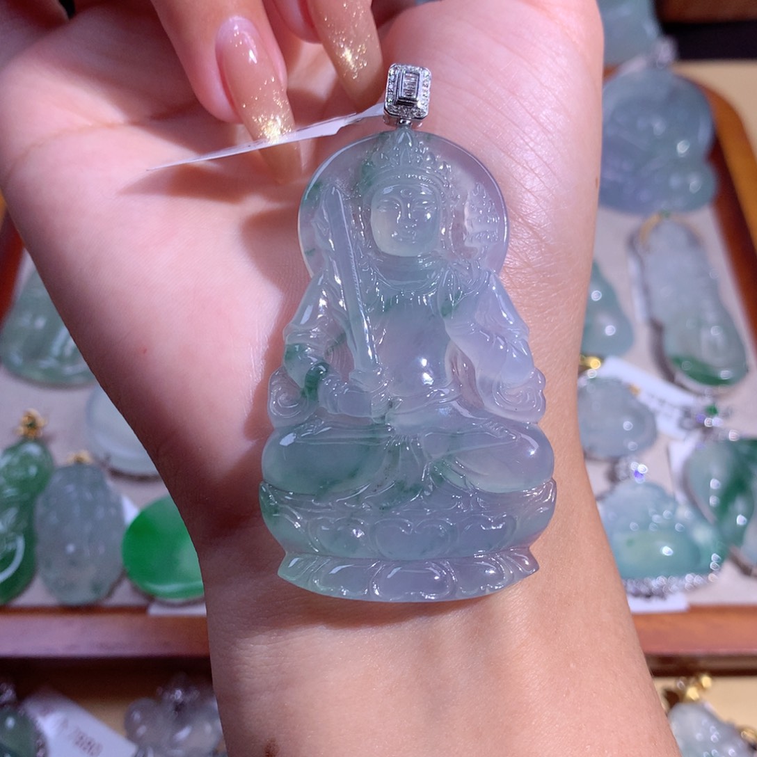 翡翠吊坠(不含链)18K金镶嵌