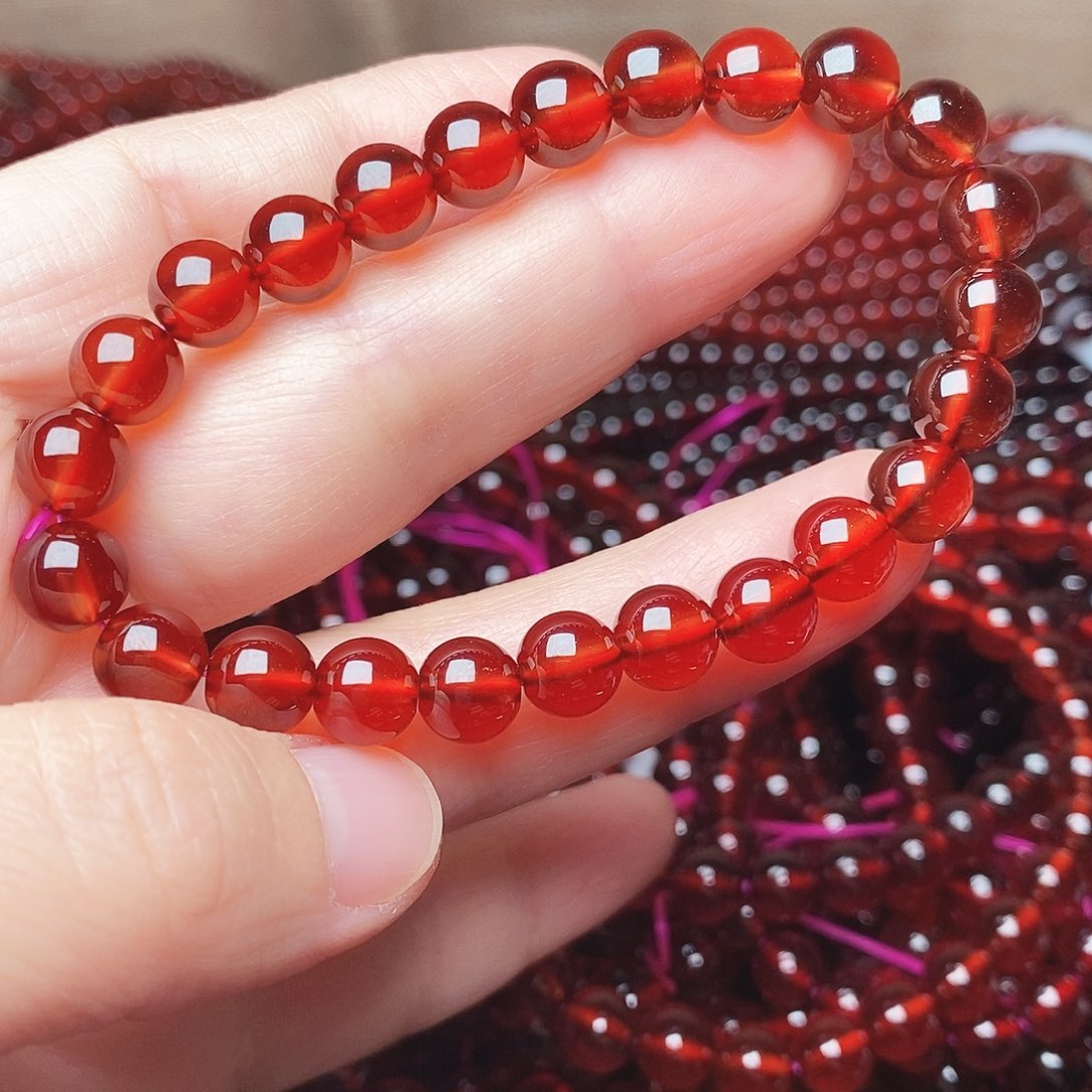 未镶嵌手链石榴石7.6