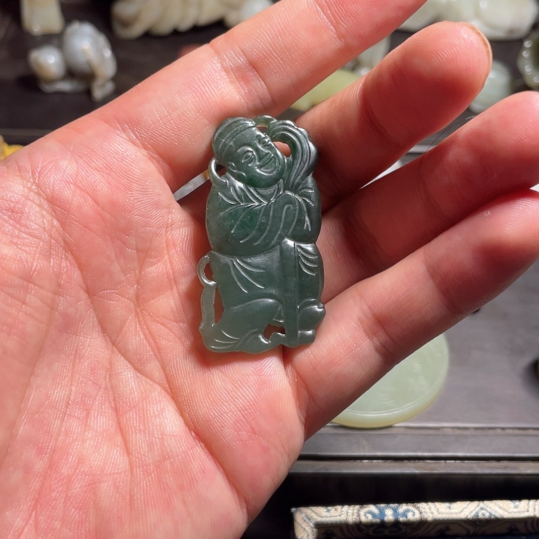 一***凡和田玉（糖玉）未镶嵌挂件