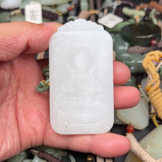 和田玉吊坠未镶嵌