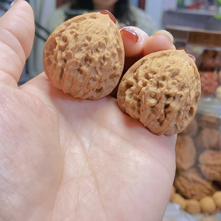 【闪购商品】文玩核桃把件37金牛