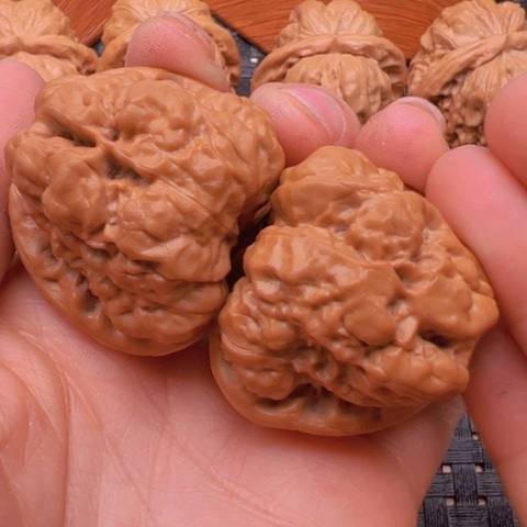 文玩核桃把件静*，边41左右