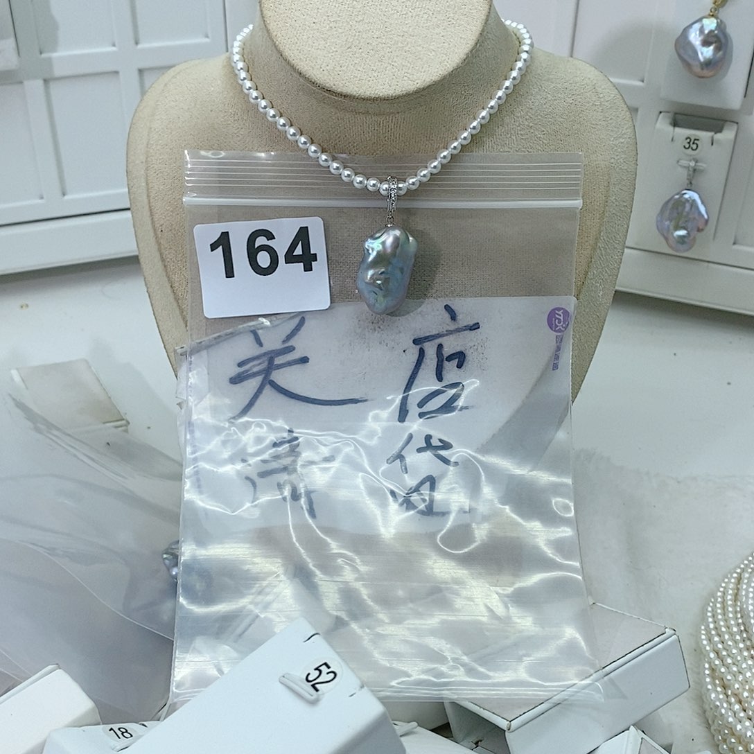 淡水珍珠颈饰合金