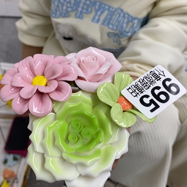 摆件陶瓷材料加工