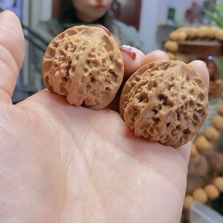 【闪购商品】文玩核桃把件37.5凤眼红皮