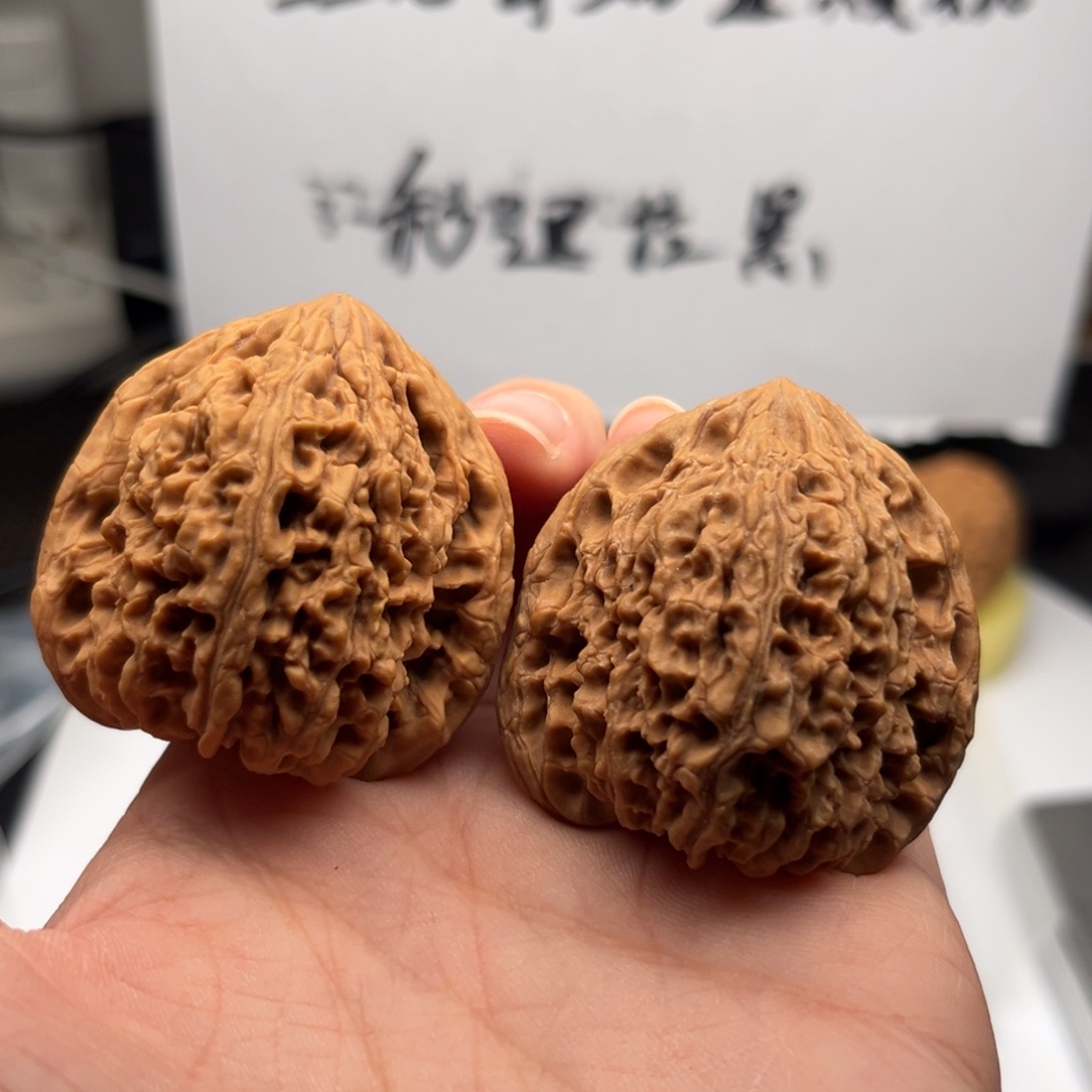 吊坠文玩核桃南疆41