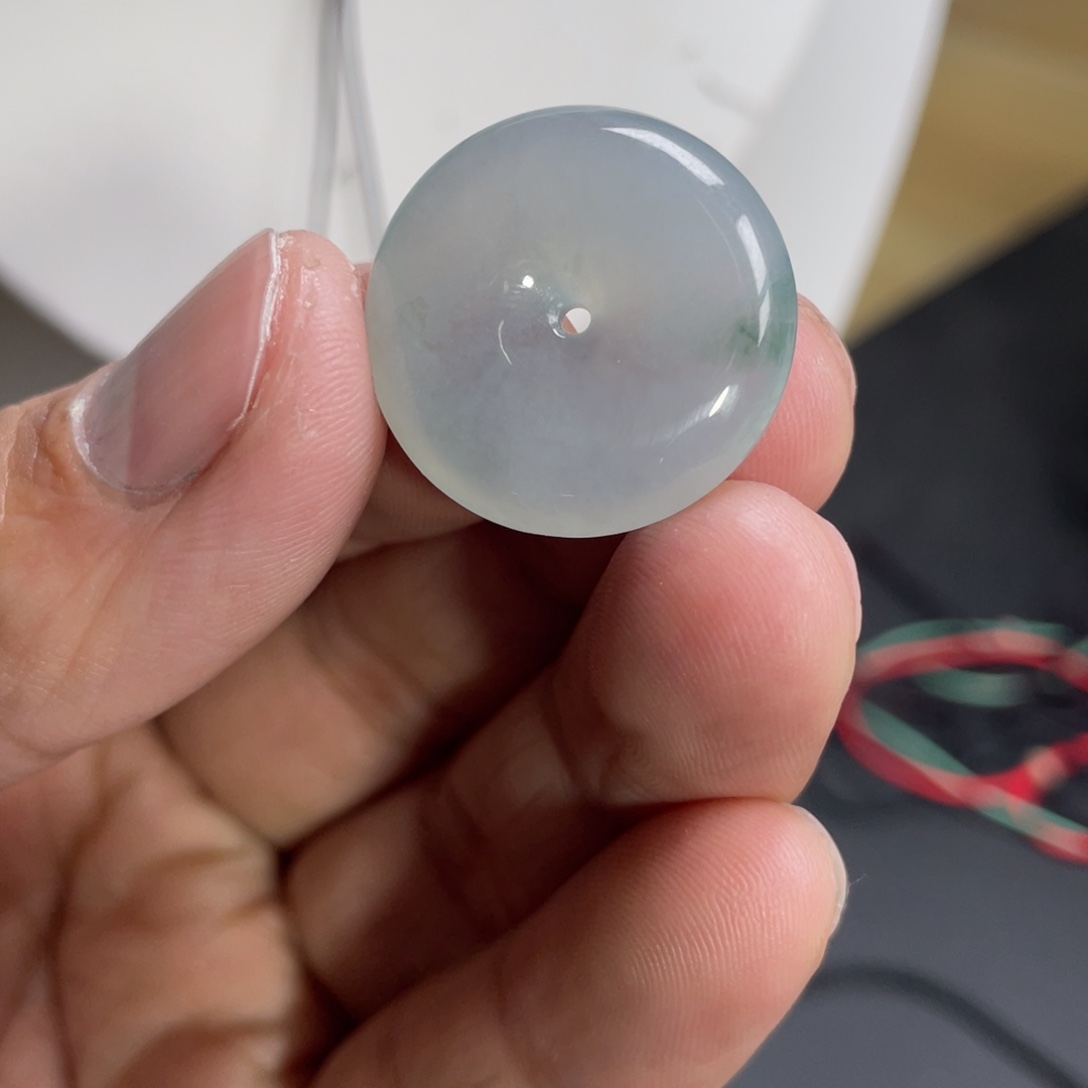 翡翠颈饰未镶嵌557576767788