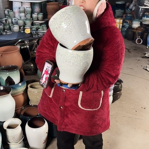 口18高20瑕疵盆子盆子。