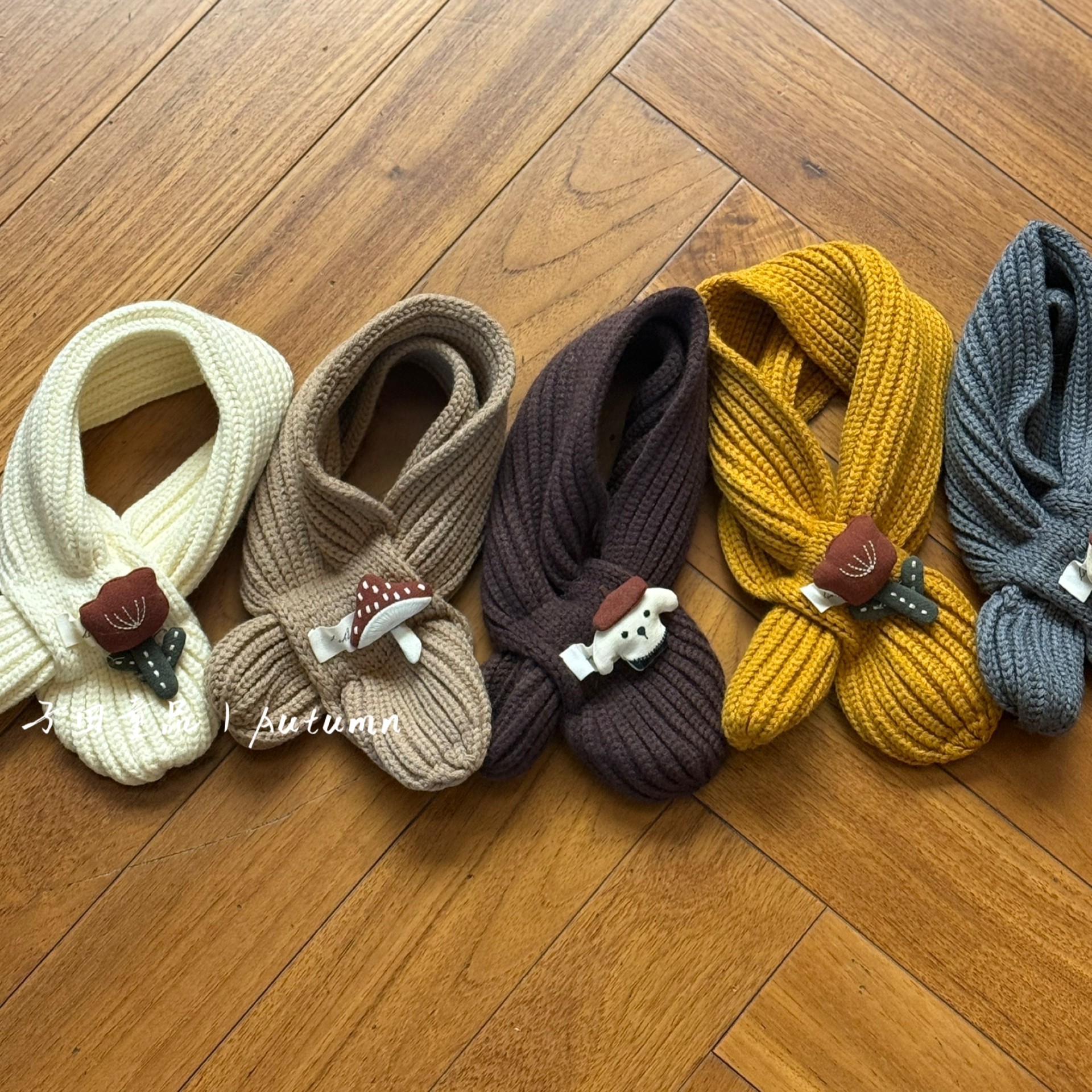 子田推荐-儿童交叉可爱圣诞款围巾