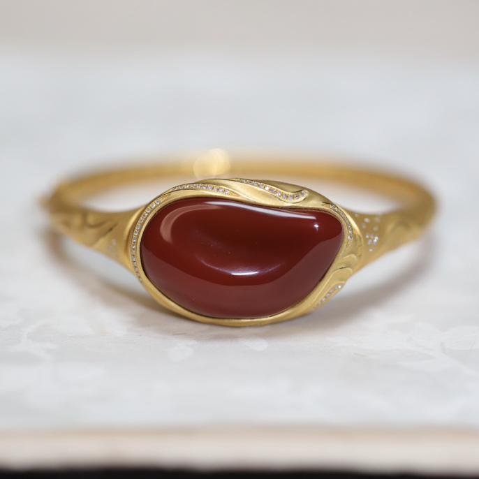 苏玉堂南红随形手镯18K金镶嵌原矿手镯吊坠两用