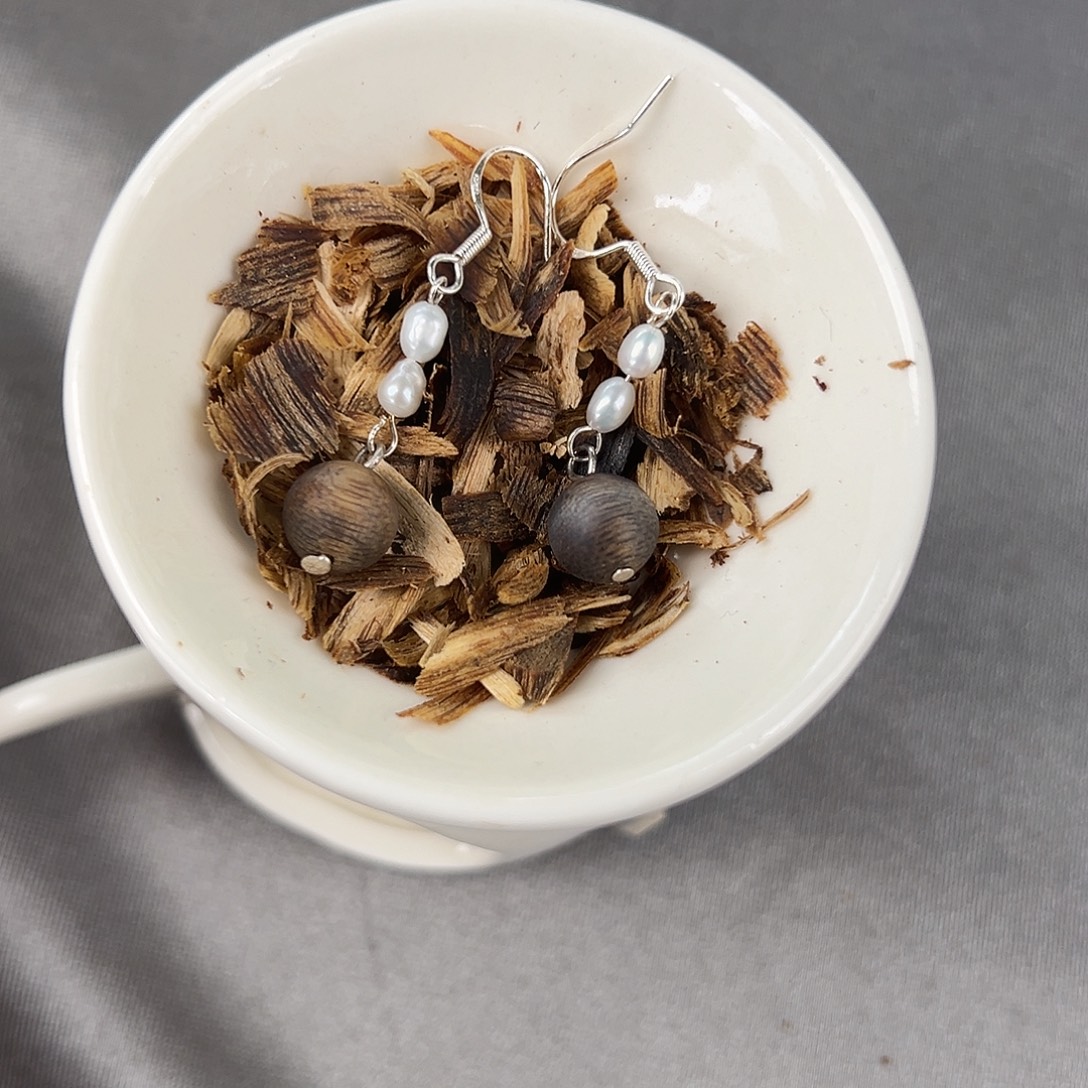 沉香碎屑沉香福利耳坠多样性发一