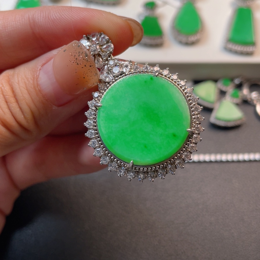 翡翠吊坠(不含链)银S925镶嵌