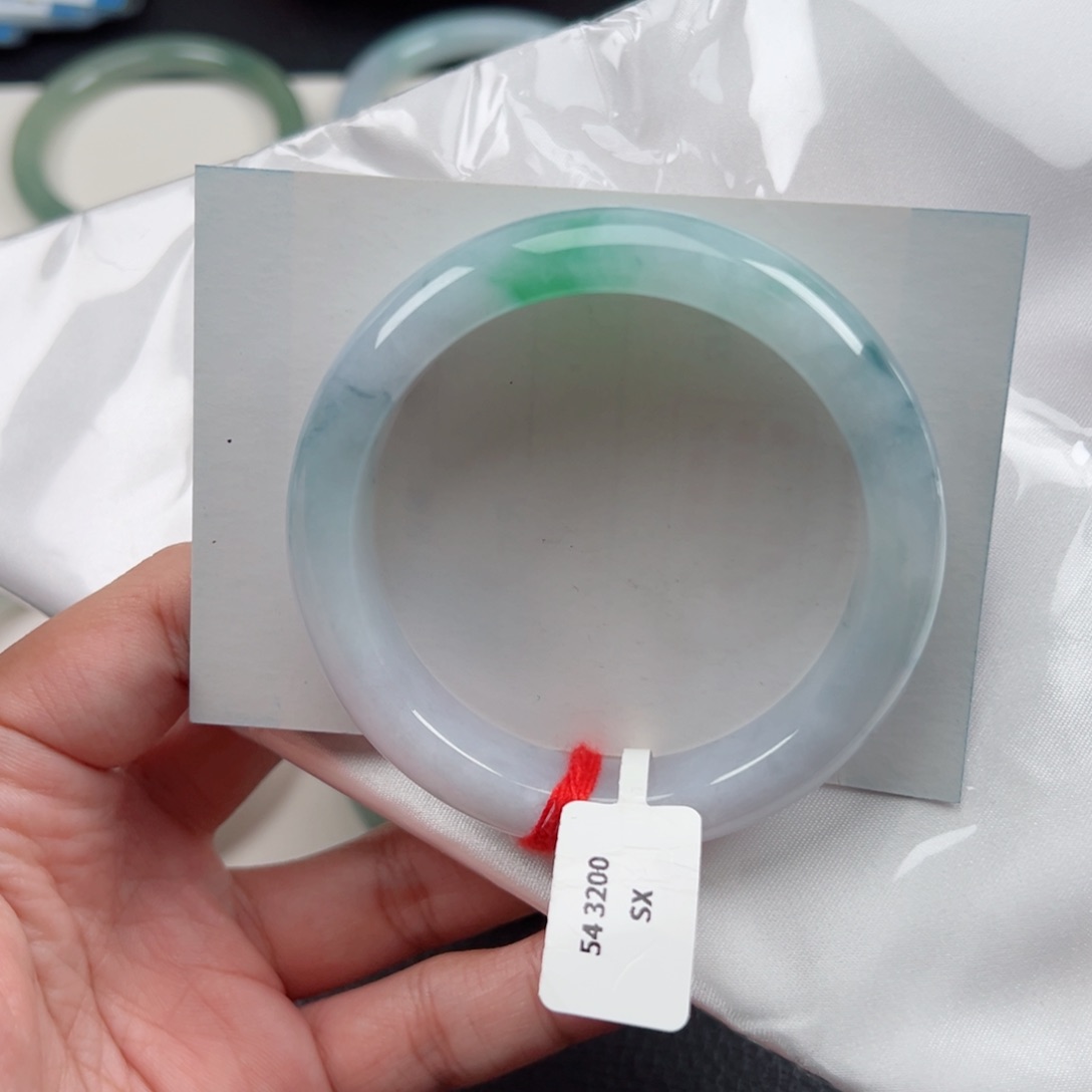 未镶嵌手镯翡翠54.4*13.2*8.5