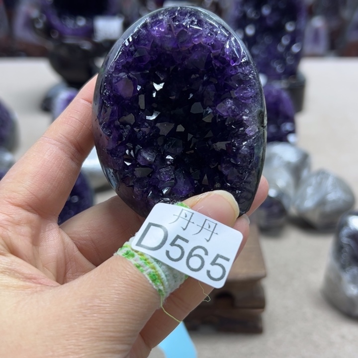 水晶大型摆件（非配饰）未镶嵌