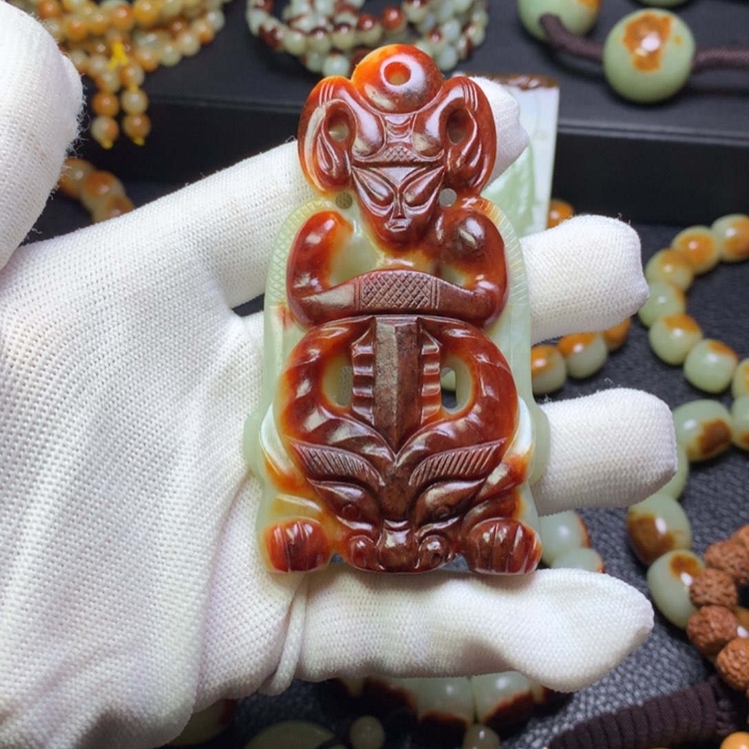 岫岩河磨玉（透闪石质玉）未镶嵌把件活***时