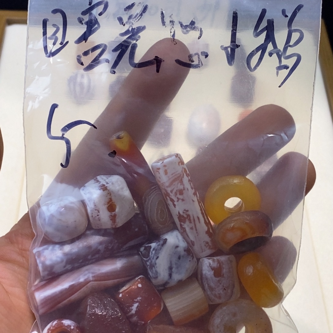 瞎***鹅玛瑙/玉髓未镶嵌珠宝半成品