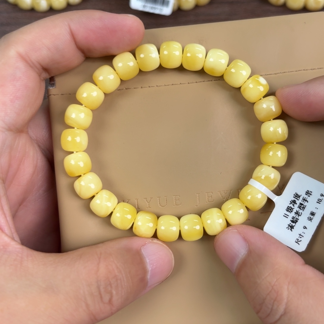 琥珀未镶嵌裸石1120000000