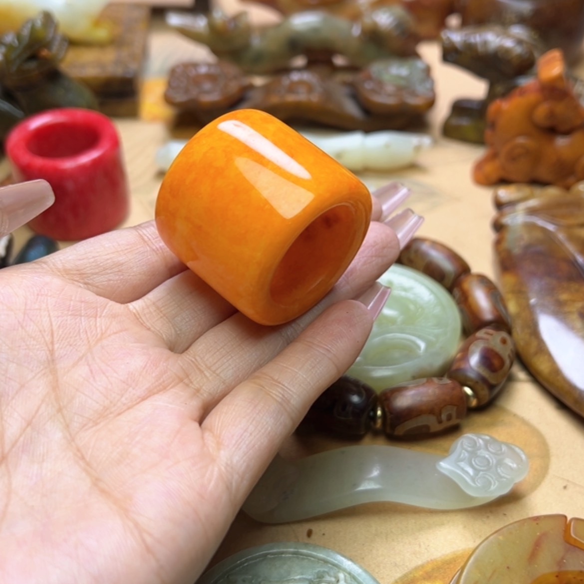 【闪购商品】蛇纹石玉颈饰未镶嵌
