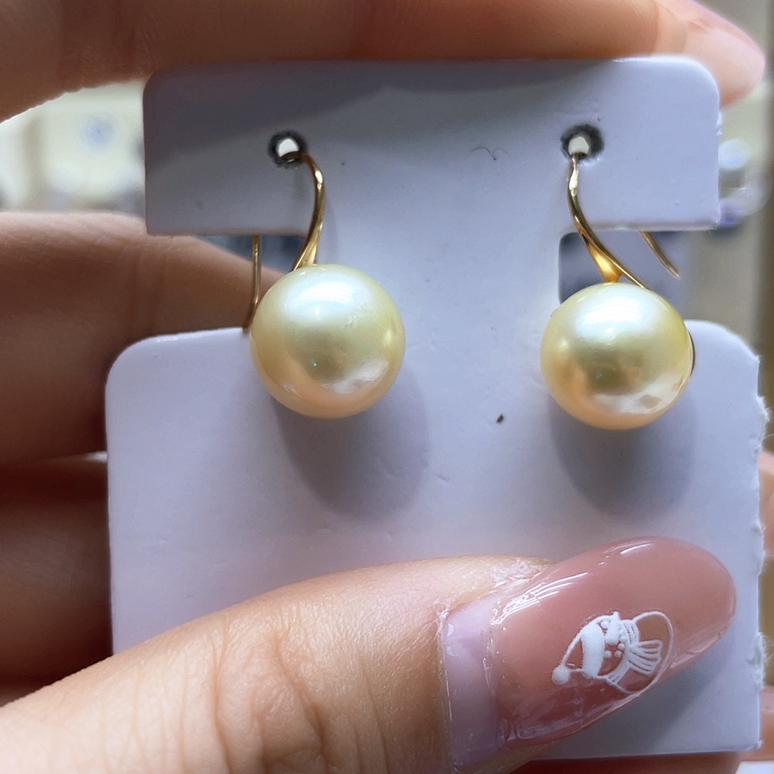 海水珍珠耳饰18K金镶嵌