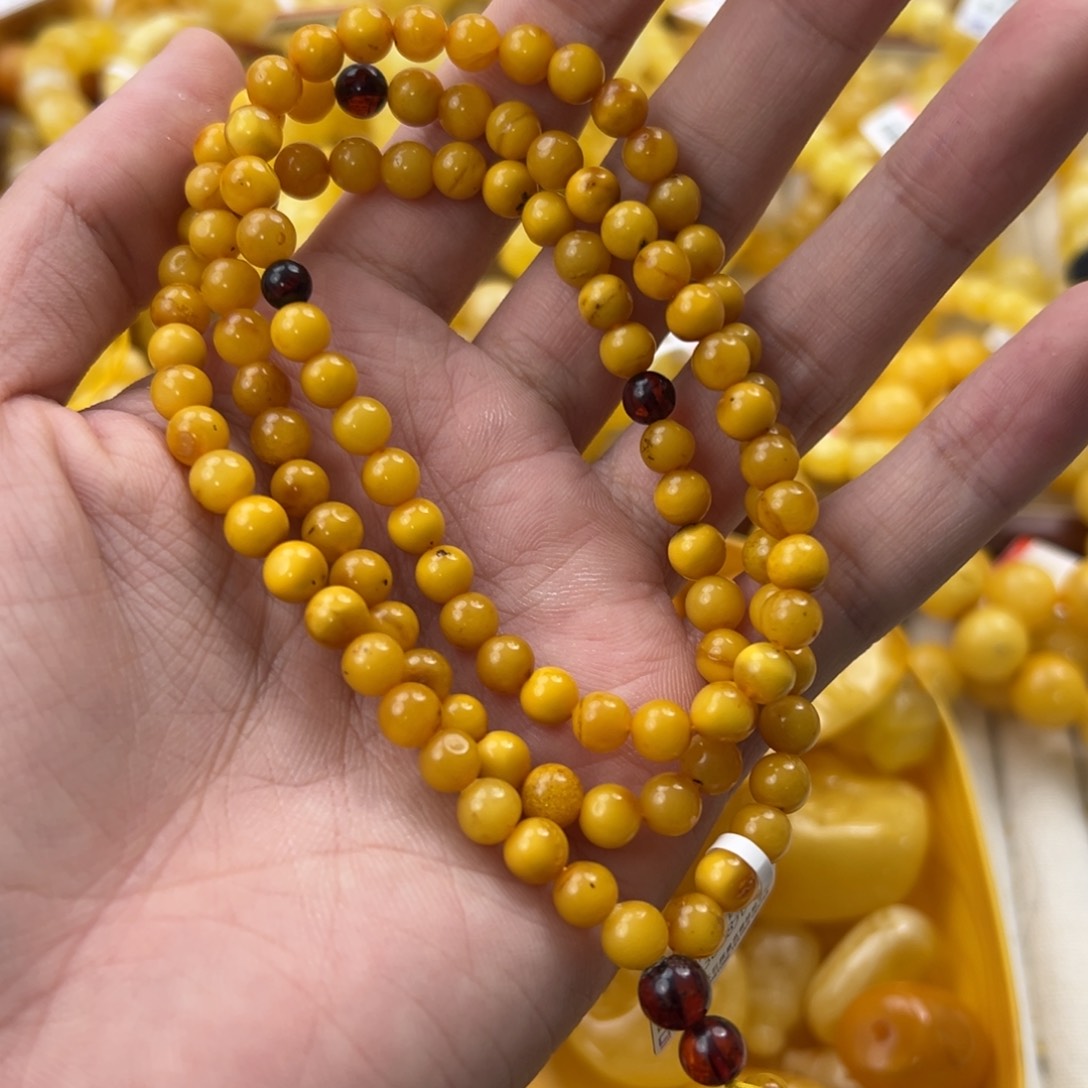 琥珀珠宝奇石未镶嵌