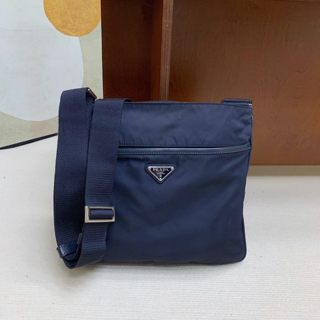 95新 Prada/普拉达 【98新】prada 尼龙邮差