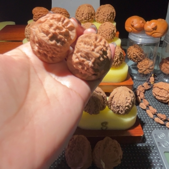 文玩核桃吊坠大耳图图