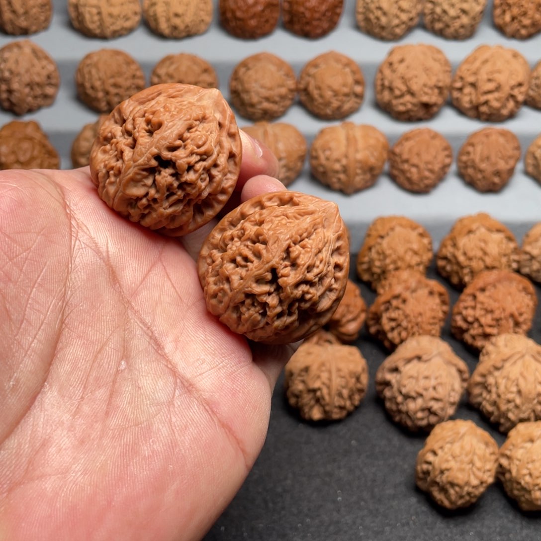 文玩核桃吊坠37凤凰台