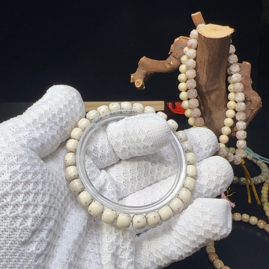 金***野星月菩提手串87绿背带100粒金钉