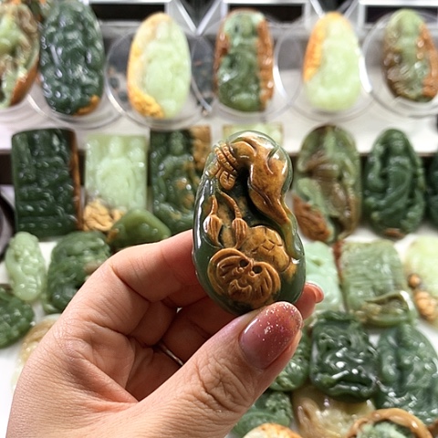 和田玉未镶嵌挂件