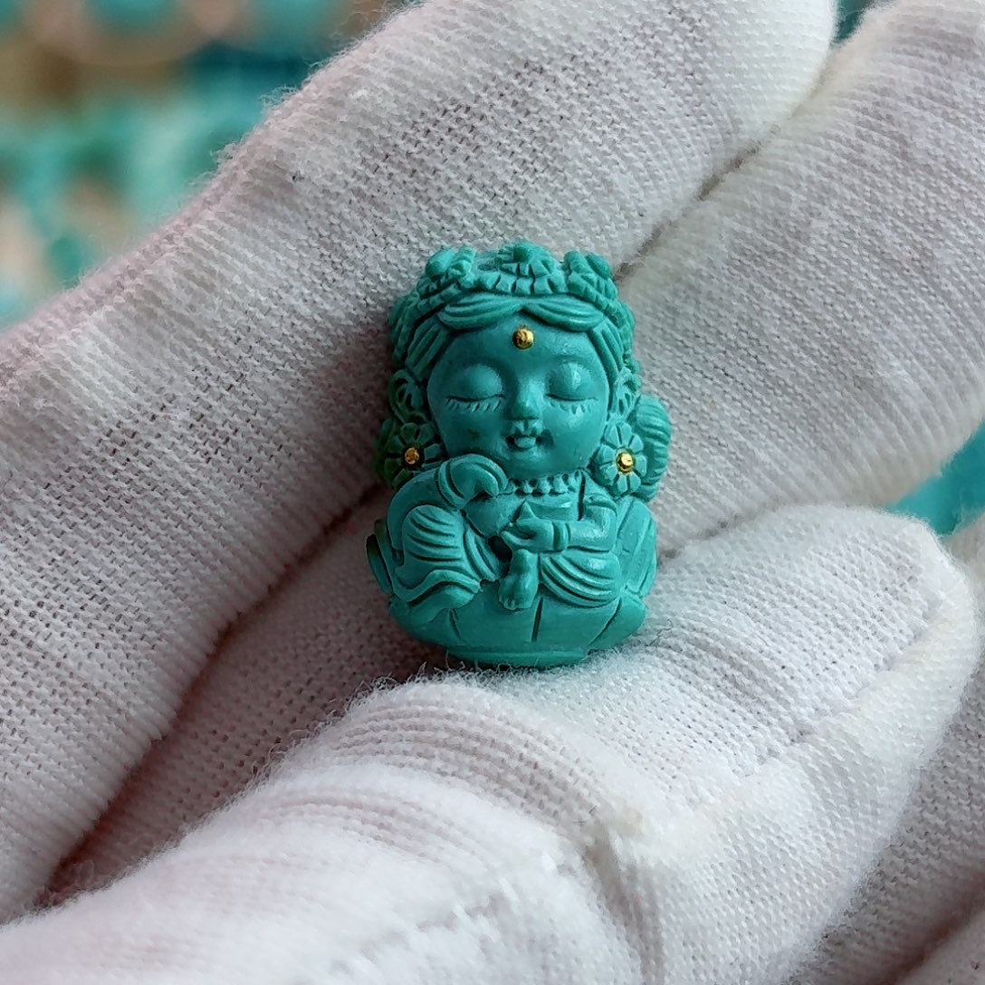 绿松石未镶嵌珠宝奇石