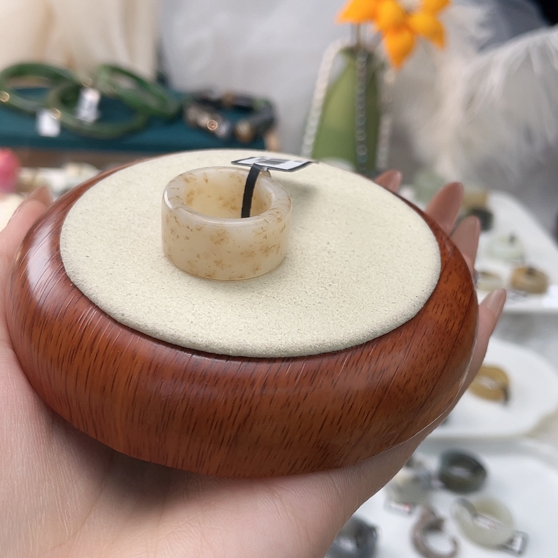 和田玉未镶嵌戒指桂花直切v58