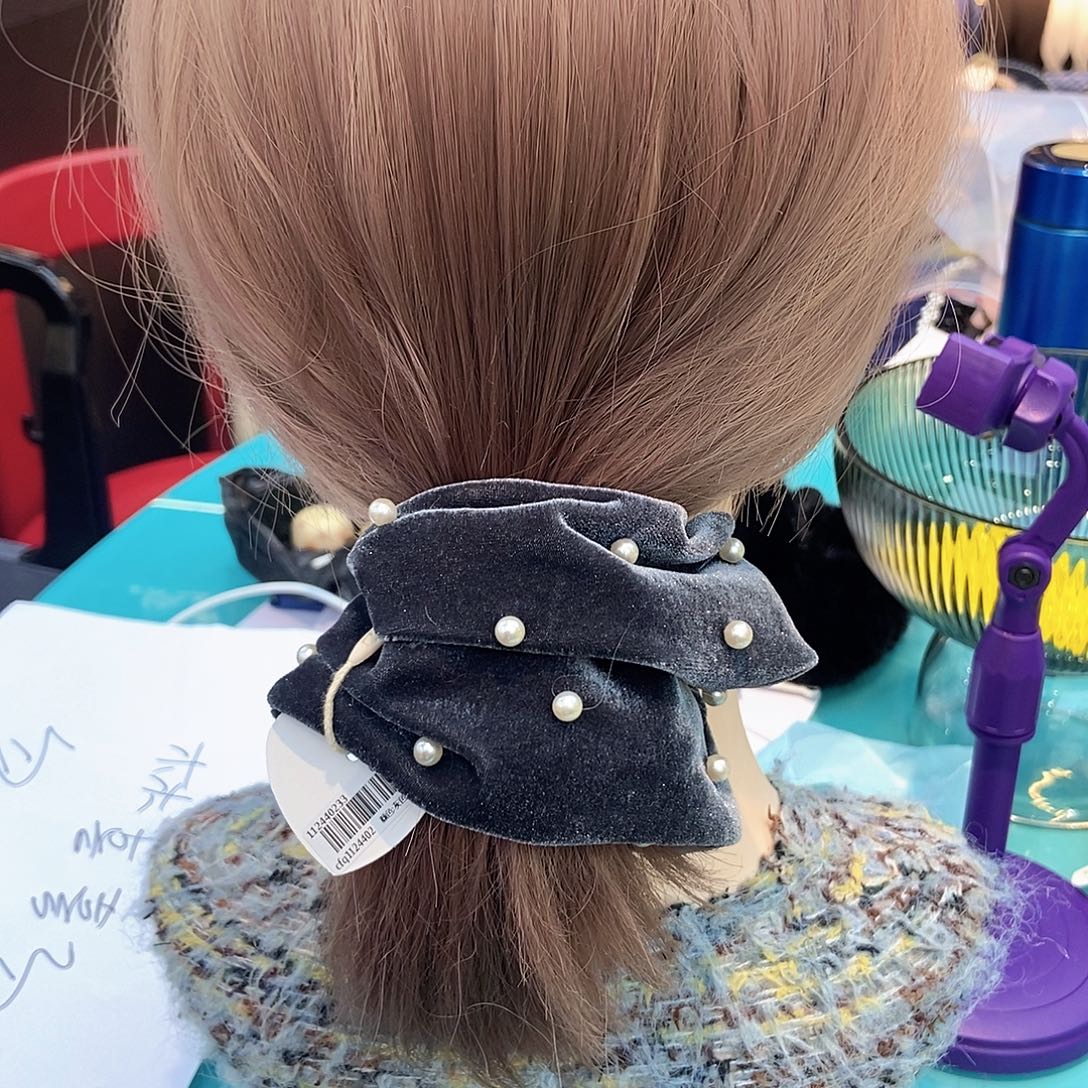 布艺铁合金灰色丝绒珠珠新款发圈