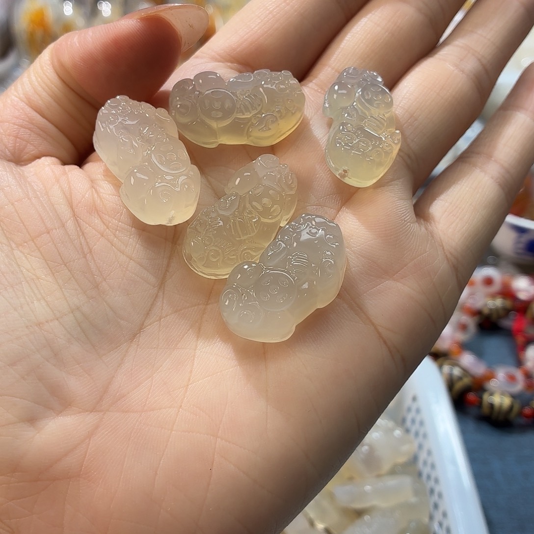 玛瑙/玉髓未镶嵌颈饰