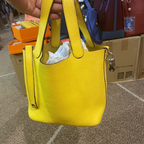 99新 Hermes/爱马仕 爱马仕菜篮子18柠檬黄D单肩包8423041